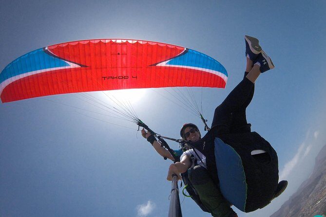 Acro Paragliding Adventure in Costa Adeje with FREE Pickup !! - Where you meet: getting to Avenida de Las Gaviotas (and la Enramada beach)