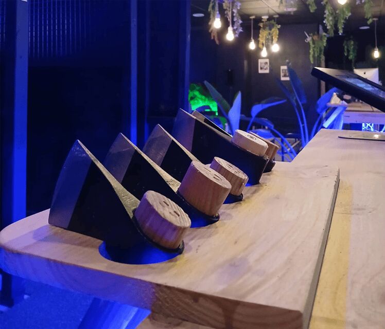 AXE THROWING TENERIFE - The Ninja Experience Option: Shurikens and Knives