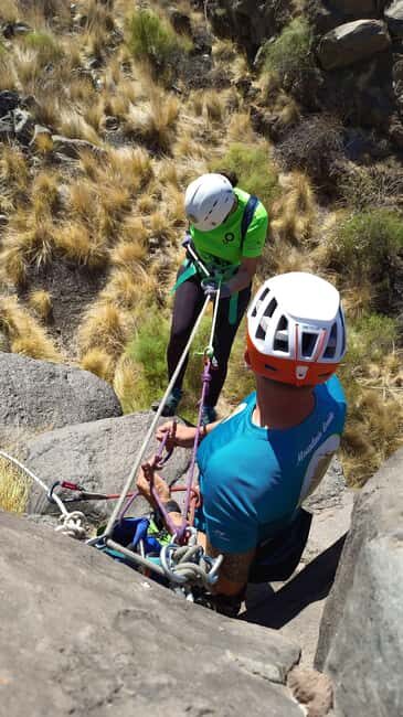 Barranquismo Tenerife: Canyoning Adventure - Guides and Group Energy: Structured, Careful, and Friendly