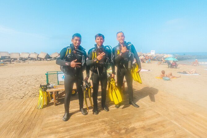 Discover Scuba Diving . First Experience underwater - What you’ll see once you go under
