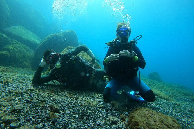 Discover Scuba Diving in Tenerife - Photos and videos: underwater memories you don’t have to earn with a GoPro