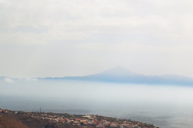 Full-day Bus Tour to La Gomera Island with Professional Guide - Stop 4: Valle de Hermigua Viewpoint Break