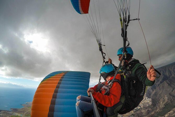 High Performance Paragliding Tandem Flight in Tenerife South - Cold Air, Wind, and What to Wear (So You Don’t Get Miserable)