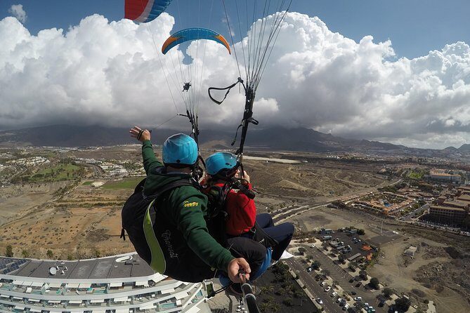 High Performance Paragliding Tandem Flight in Tenerife South - The 25–30 Minute Flight: What It Feels Like in Real Life