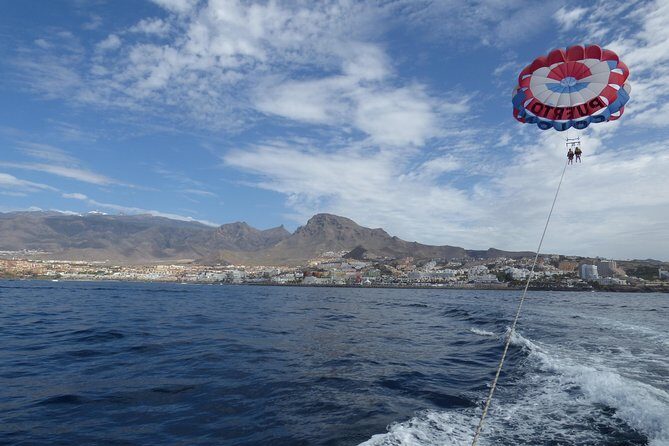 Parascending Tenerife. Stroll above the south Tenerife sea - Getting Fitted: Harness + Life Jacket Basics