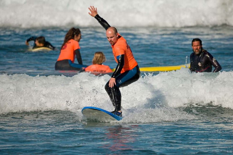 Playa de las Americas: lezione di surf con tutto incluso - Playa de las Américas Surf Lesson: Why This One Works