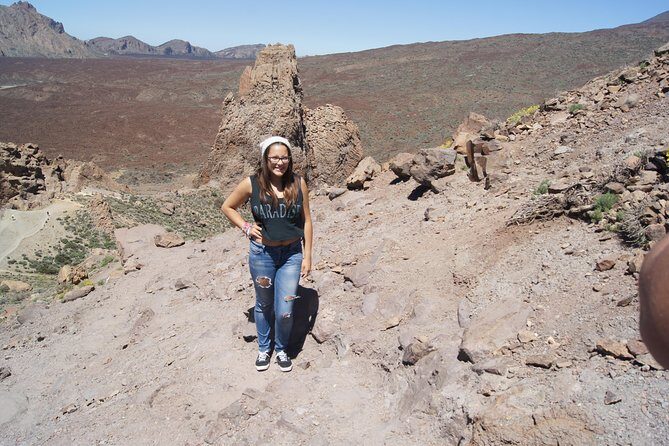 Private excursions for cruise-ship passengers - Walking among lava: what the park experience really includes