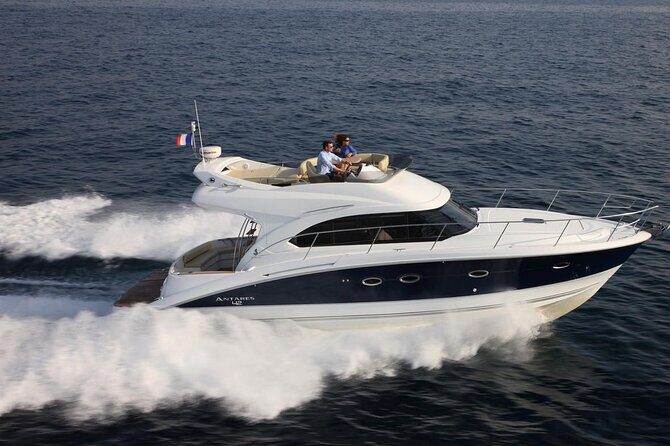 Private Luxury Motor Boat 2, 3 and 4 Hour Charters - The 3-Hour Private Charter: More Coast, More Swimming, Less Rushing