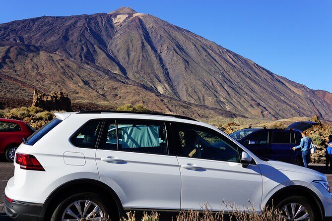 Private nature and culture tour of Teide and northern Tenerife - Stop 1: Mirador de Chipeque and the Orotava Valley panorama