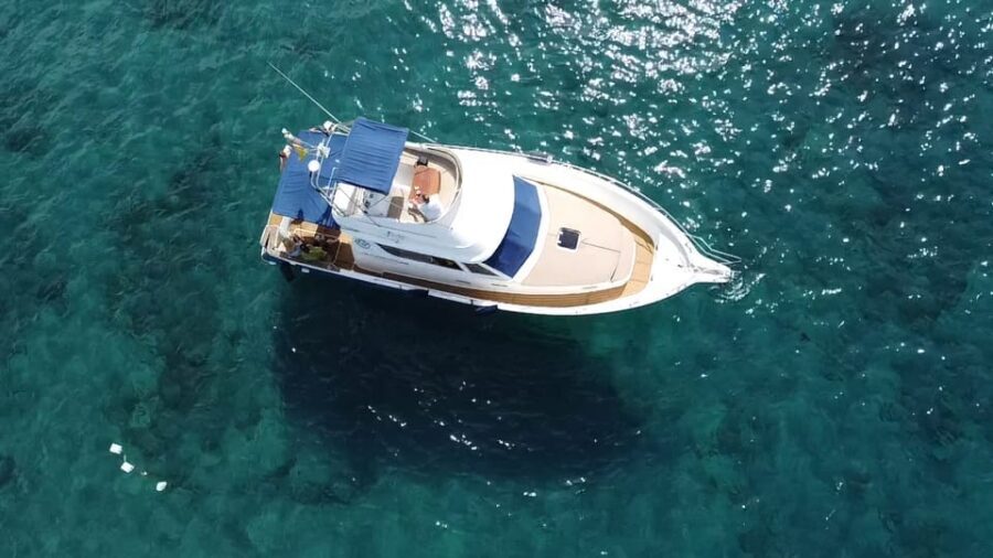 Puerto Colon : Shared/private boat trip with snack & Drinks - Key things to know before you go