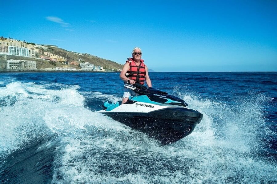 Ride the Atlantic Ocean - Radazul Marina check-in: where you get set up right