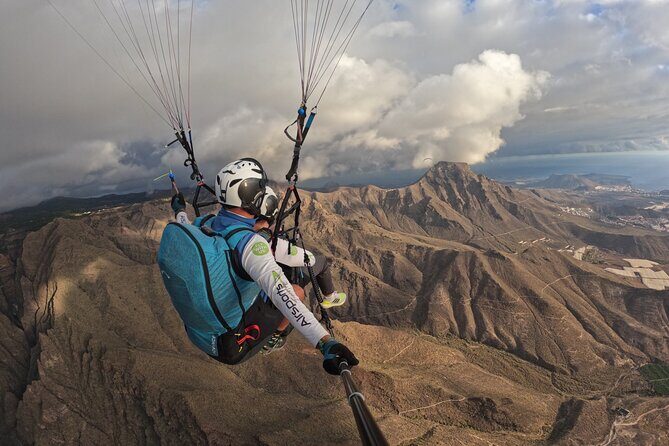 SILVER 1000m paragliding tandem flight above South Tenerife - GoPro filming and the photo/video pricing reality check