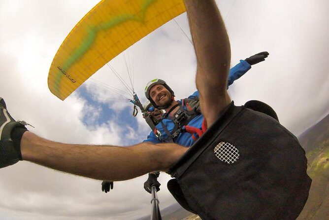 Tandem Paragliding Flight in South Tenerife - Landing and that last wow moment: beach touch-down energy