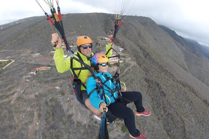 Tandem paragliding in Tenerife - The Actual Flight: 15 to 25 Minutes That Feel Like More
