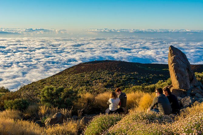 Teide by Night: Sunset & Stargazing with Telescopes Experience - Cold at 2300 meters: what to wear so you enjoy the night