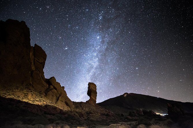 Teide by Night: Sunset & Stargazing with Telescopes Experience - Bus time and group logistics: the long day reality