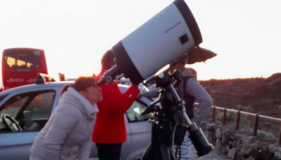 Tenerife: Sunset Night Tour and Stargazing at Teide + Dinner - Why Teide National Park makes stargazing feel easy