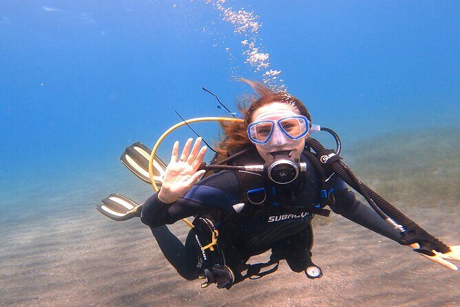 Tenerife Under The Sea - dive into 1-1 personalised experience - Entering from the beach: slow, stable, and in your control