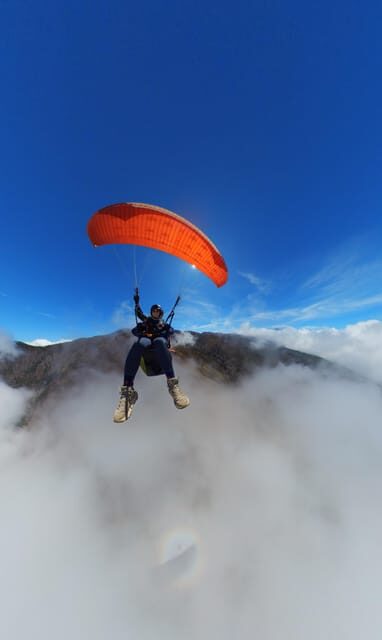 Vuelo Parapente Tenerife Teide (2200 metros) - Gear-up and briefing: where tandem flying turns scary into simple